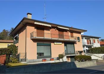 Town House for Sale in Besozzo